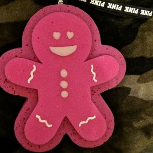 Victoria's Secret PINK gingerbread